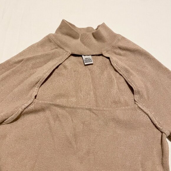 Love and Liberty Cutout Sweater Womens Size Medium Long Sleeve Top - Picture 2 of 16